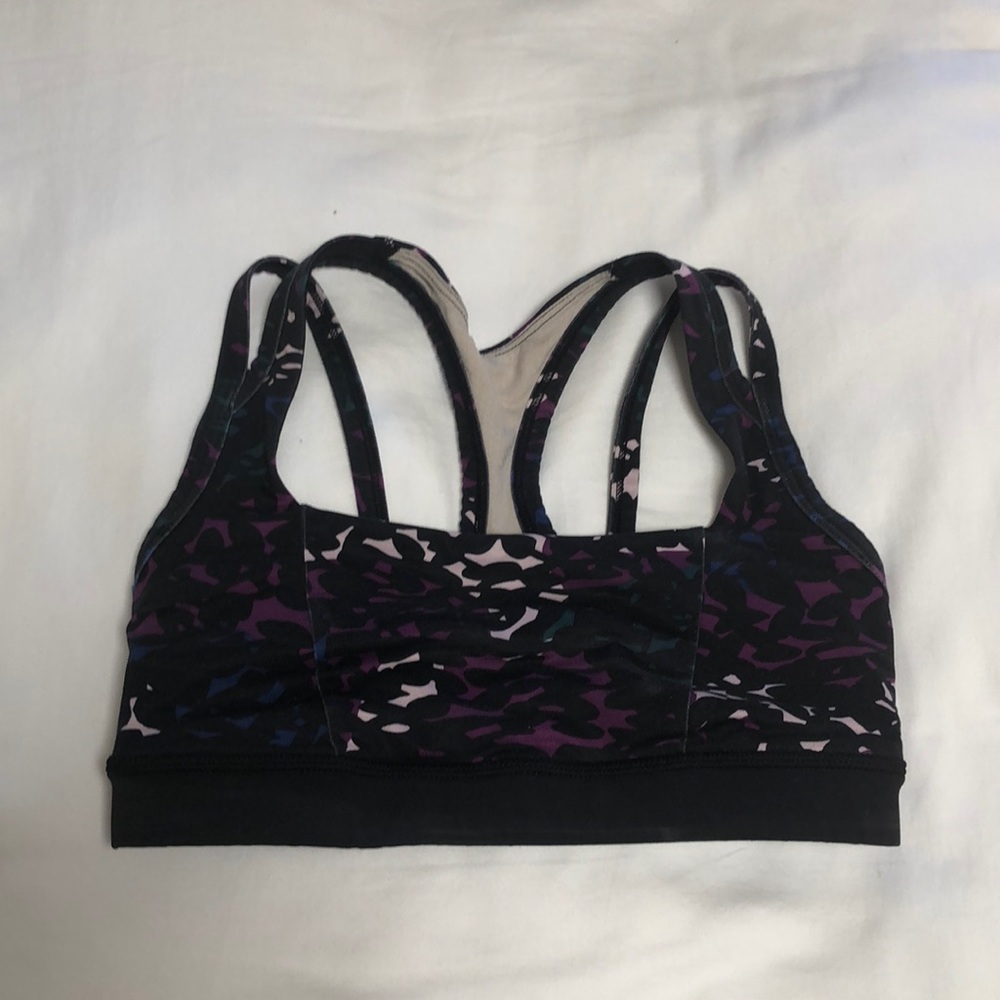 lululemon sports bra